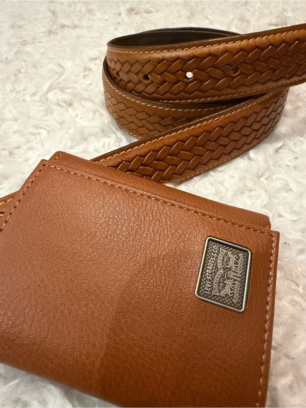 Levi's Braided Leather Belt and Wallet Set in Brown NWOT
